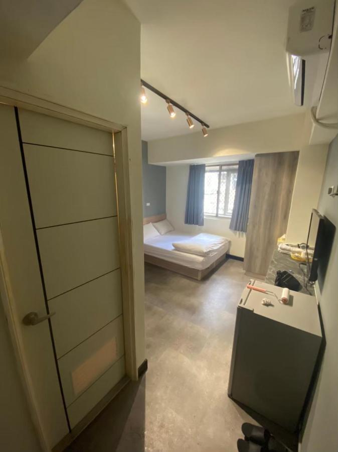 Fengjia Gift Box Homestay ไถจง ภายนอก รูปภาพ