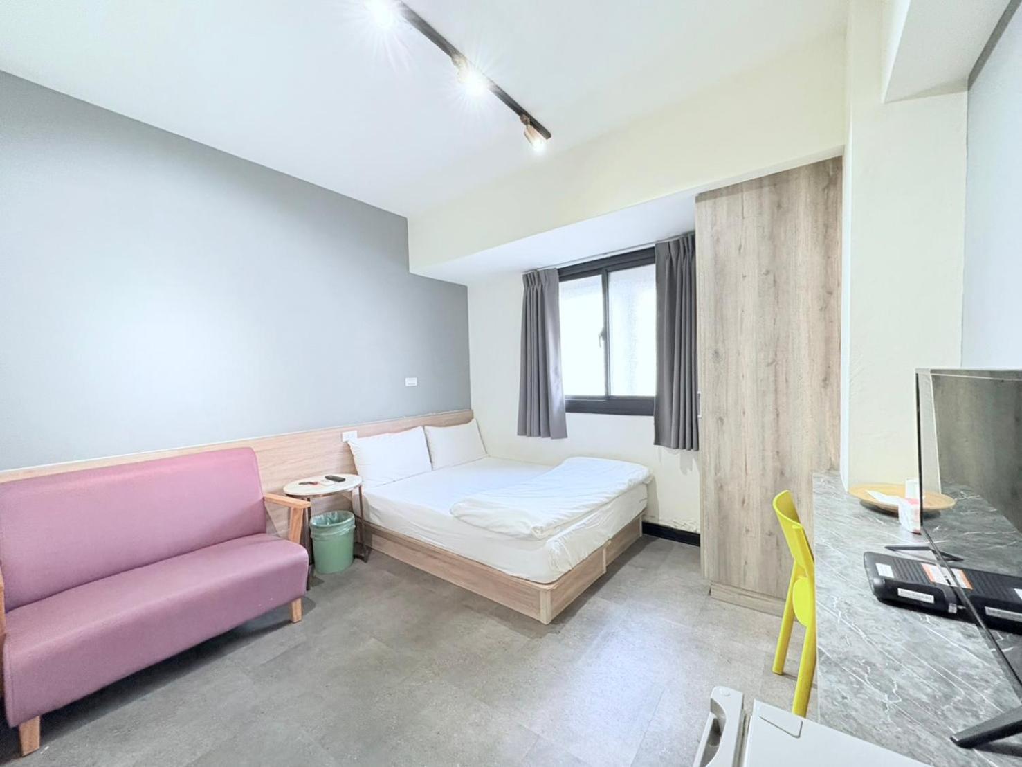 Fengjia Gift Box Homestay ไถจง ภายนอก รูปภาพ